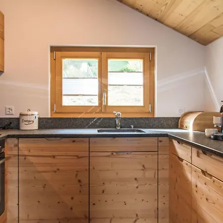 Domek alpejski Le Mayen Des Veillas By Interhome