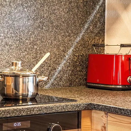 Domek alpejski Le Mayen Des Veillas By Interhome